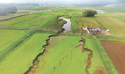 阿蘇山に新たな断層あり 再噴火のリスクも 京大教授が熊本地震を解析 マイナビニュース