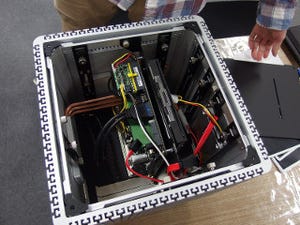 今週の秋葉原情報 - ファンレスのキューブ型Mini-ITXケースが発売に、激安の超小型ドローンも