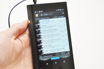 スマホに加えて、Android搭載ポータブルプレーヤーを持つ