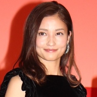 黒木メイサ、第2子妊娠を報告! 夫･赤西仁「またすっぱ抜かれたぜぃ!」