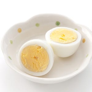 離乳期早期、ゆで卵の少量摂取で卵アレルギーに予防効果