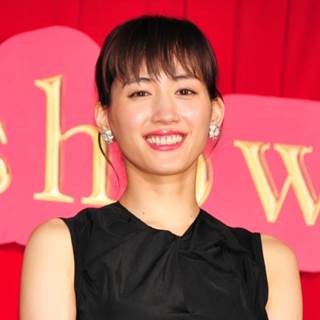 綾瀬はるか、永野との絡みで神対応 - 「唾ついた」爆笑し全力の"シェー!"