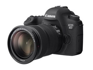 キヤノン、「EOS 6D」の新レンズキット - EF24-105 F3.5-5.6 IS STMが付属