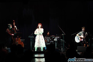 声優 花澤香菜 ビルボードライブ東京 でスペシャルライブを開催 マイナビニュース