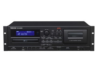 TASCAM、カセットテープ・CD・USBメモリ対応のレコーダー「CD-A580」