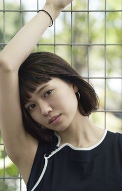 二階堂ふみ 綾野剛と初共演で 怪物に恋 未知なるお相手にドキドキ マイナビニュース