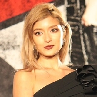 ローラ 貧しかった子供時代明かす 夢は お嫁さん と 学校を作る マイナビニュース