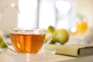 一日1杯の緑茶や紅茶で認知症リスクが低減するとの研究が報告