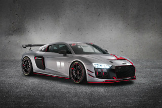 アウディ「R8 LMS GT4」初公開! 「R8 クーペ V10」ベースのレーシングカー