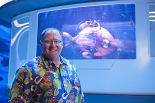 ジョン･ラセター、TDS『ニモ』新アトラクションに大興奮!「本当に魚と泳いだ」