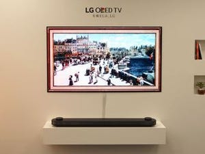 LGの第2世代有機ELテレビ、画質は日本向けにチューニング - 薄さも壁ピタ