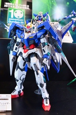 ガンダム00V」MGダブルオーザンライザーは分離&合体で高いプレイ