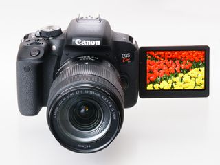 キヤノン「EOS Kiss X9i」実写レビュー - スペックを高めたパパママ一眼