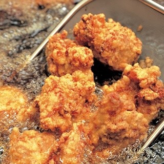 新宿で「からあげカーニバル2017」開催--北海道から九州まで名店の味が集結