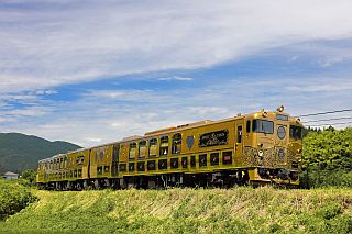 JR九州「或る列車」初の「阿蘇コース」7～9月に運転 - 大分駅から阿蘇駅へ