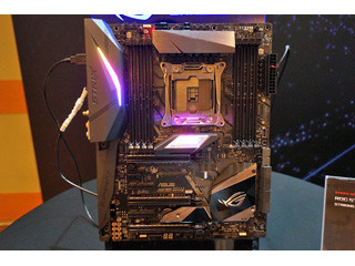 COMPUTEX TAIPEI 2017 - ASUSが「Core X」シリーズ向けのX299マザーボードを公開