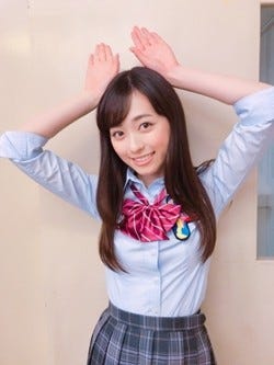 福原遥のキュートな制服姿にファン悶絶 むっちゃ可愛い これぞ青春 マイナビニュース