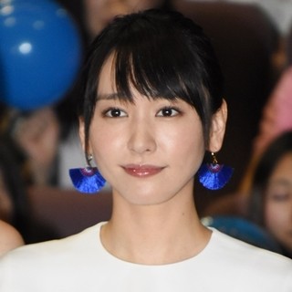 新垣結衣のウインク&モテ仕草にファン悶絶「可愛すぎ」「キュン死する」