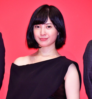 吉高由里子、共演者に「全然親近感がわきません」