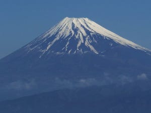 御来光の写真もスイスイ送信? 富士山におけるソフトバンクの通信サービス