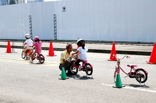 子どもに自転車の乗り方はこうやって教える プロが教える 5つのポイント マイナビニュース
