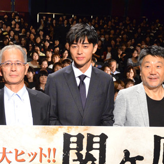 岡田准一、石田三成の子孫とわかり合う! こっそり“お腹が弱い”演技に挑戦