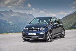 ドイツ・BMW「i3」改良、スポーツバージョン「i3S」もラインアップに加わる