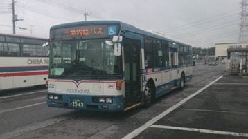 シャシはいすゞ ボディは富士重工 千葉内陸バス1185号車 引退バスツアー マイナビニュース