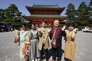 陣内智則、妻･松村アナと使うクッションカバーを真剣チョイス - 秋の京都旅