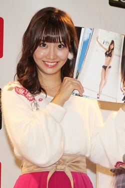 元ske48柴田阿弥 初写真集の黒ビキニ姿pr ダイエットした自分に 150点 マイナビニュース