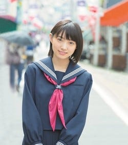 Nmb48 太田夢莉のビキニ 制服姿にファン絶賛 天使 美少女すぎ マイナビニュース