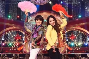 平野ノラ、荻野目洋子と初対面!「ダンシング･ヒーロー」コラボ実現