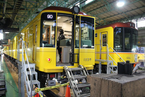 東京メトロ「銀座線タイムスリップ」1000系特別仕様車で当時再現