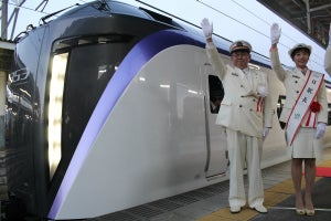 JR東日本E353系「スーパーあずさ」デビュー! 松本駅などで出発式