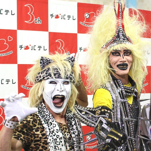 ジャガーさんを崇拝する チーター が登場 初共演でお歳暮手渡し マイナビニュース