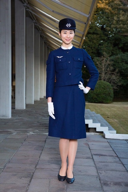 エールフランス、歴代のCA制服全13着を披露--日本就航65周年記念で ...