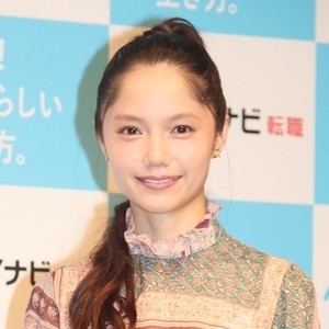 宮崎あおい、結婚祝福に感謝 -「幸せですか?」質問に笑顔