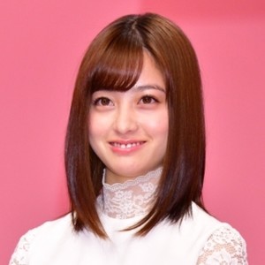 橋本環奈、ゴチ初参戦1位! "おいしい"顔に「可愛い」「天使」と悶絶の声