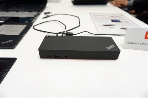 ThinkPad ハイブリッド USB Type-C/Type-A ドック