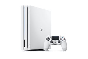 ソニー、PS4 Pro限定カラーと最新ヘッドセット