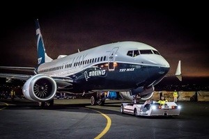 ボーイング737 MAX 7がロールアウト--2019年にサウスウエスト航空が就航へ