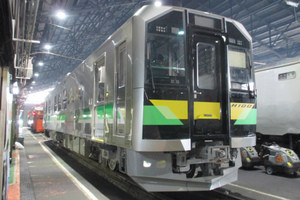 JR北海道H100形「DECMO」新型車両の試作車2両が到着、走行試験へ