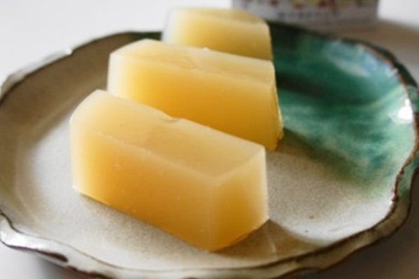 北海道銘菓「チーズ羊羹」誕生の背景には、母の涙があった