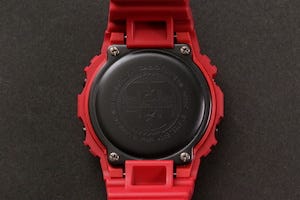 写真で見る! - G-SHOCK 35周年記念モデル第3弾「RED OUT」 | マイナビ