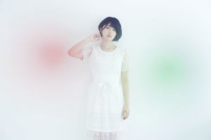 声優・駒形友梨、TVアニメ『踏切時間』主題歌でCDデビュー決定