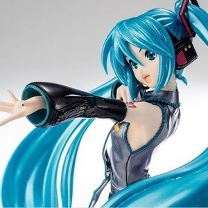 Figure-riseBust初音ミク限定版が特別販売決定! メタリック成型色で高級感