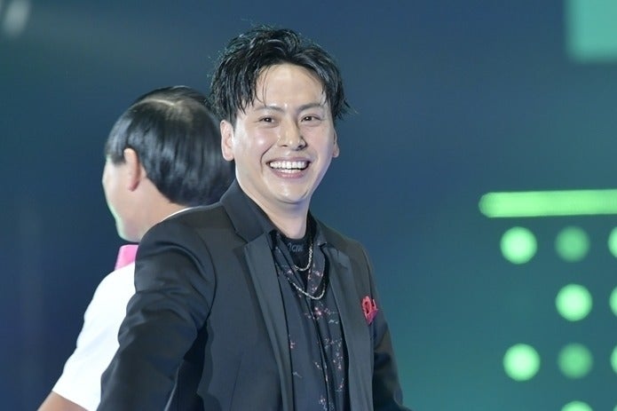 三代目jsb山下健二郎に大歓声 オードリー春日と笑顔で カスカスダンス マイナビニュース