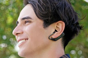 ソニー「Xperia Ear Duo」発売決定、Clova対応でLINEが便利に