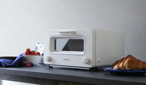 BALMUDA The Toaster」に白とブルーの爽やかな限定カラーモデル | マイ 