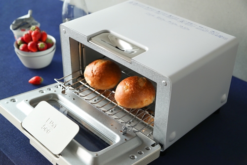 「BALMUDA The Toaster」限定カラーモデル